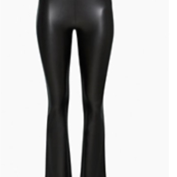 Daria flare pant - Picture 2 of 3